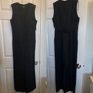 Suitable for Work NEW Jumpsuit Small